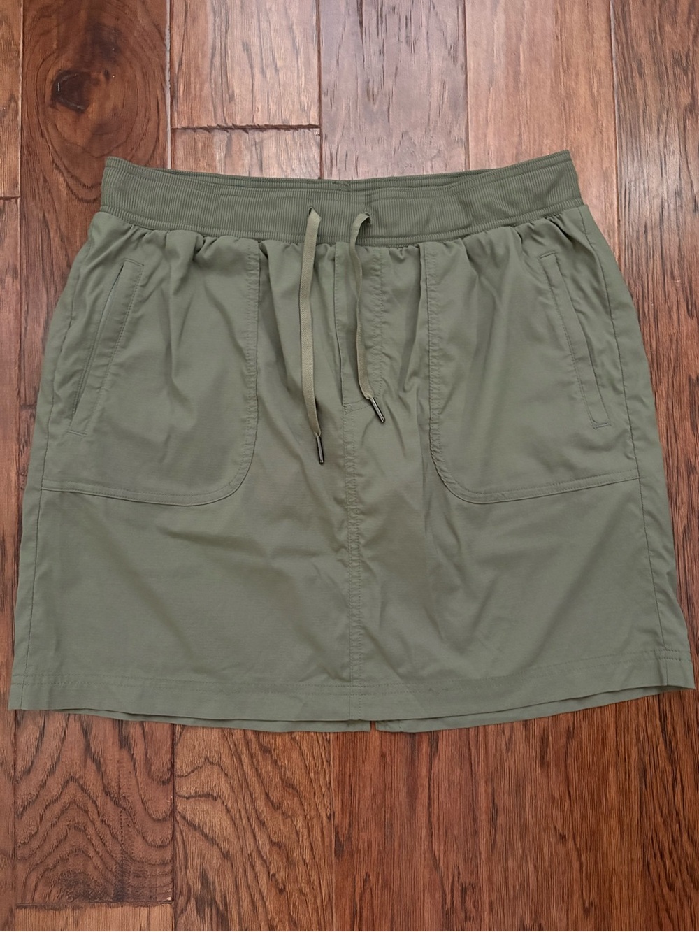 L.L. Bean Vista Camp Skort Women’s size M